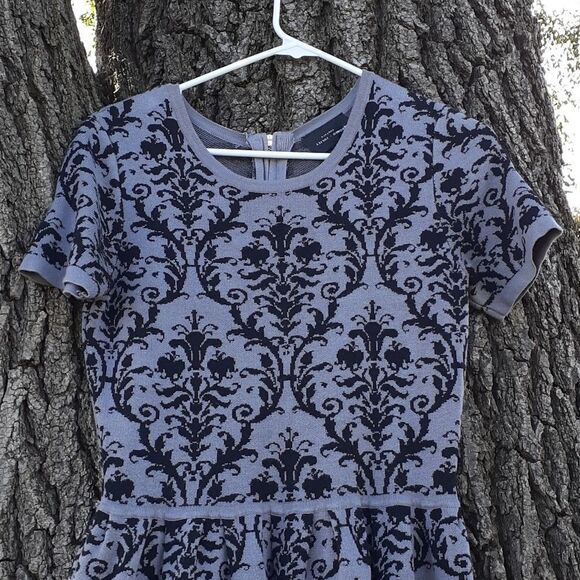 Romeo & Juliet Couture Fleur de Lis Sweater Dress - Picture 2 of 9